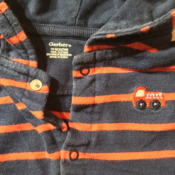 GERBER 18 month BEAR EAR HOODIE. NWOT - Picture 2 of 4